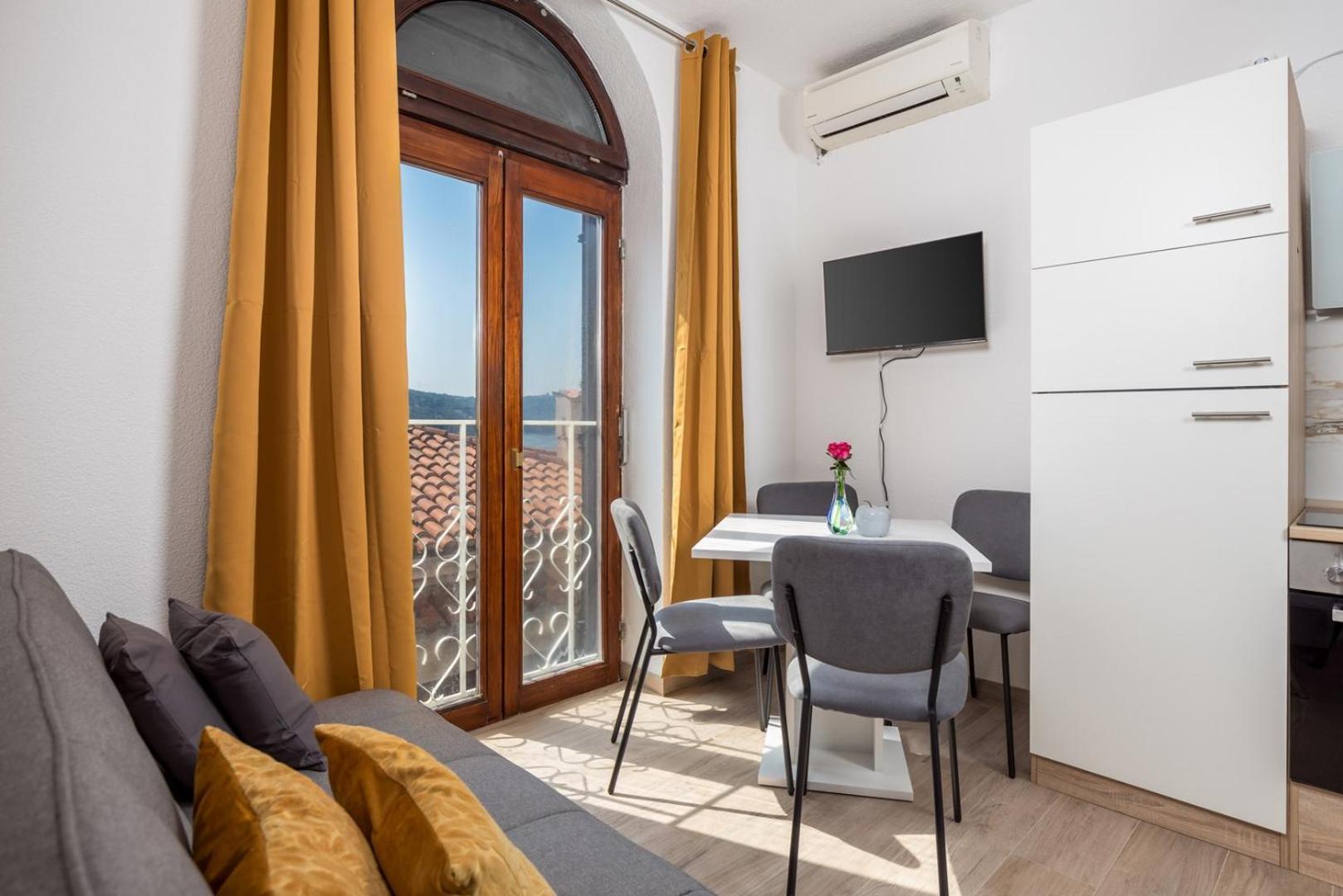 Apartments Jadranka Omišalj Eksteriør billede