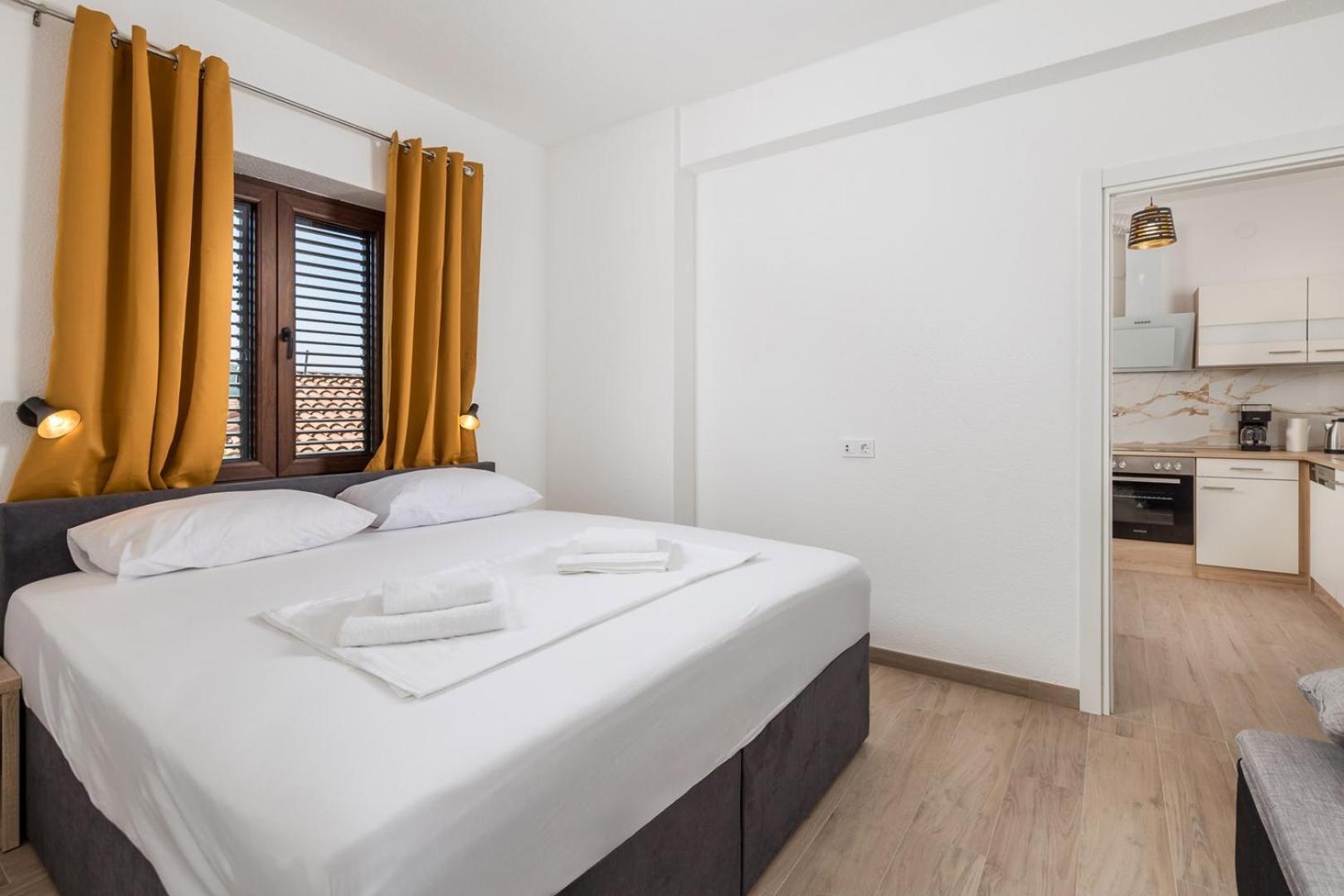 Apartments Jadranka Omišalj Eksteriør billede