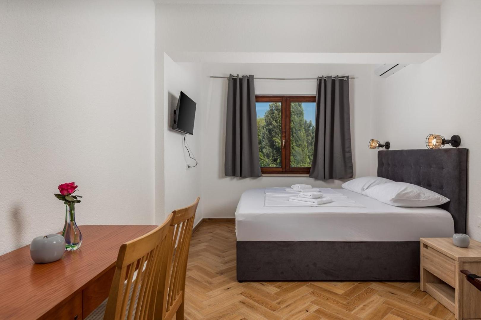Apartments Jadranka Omišalj Eksteriør billede