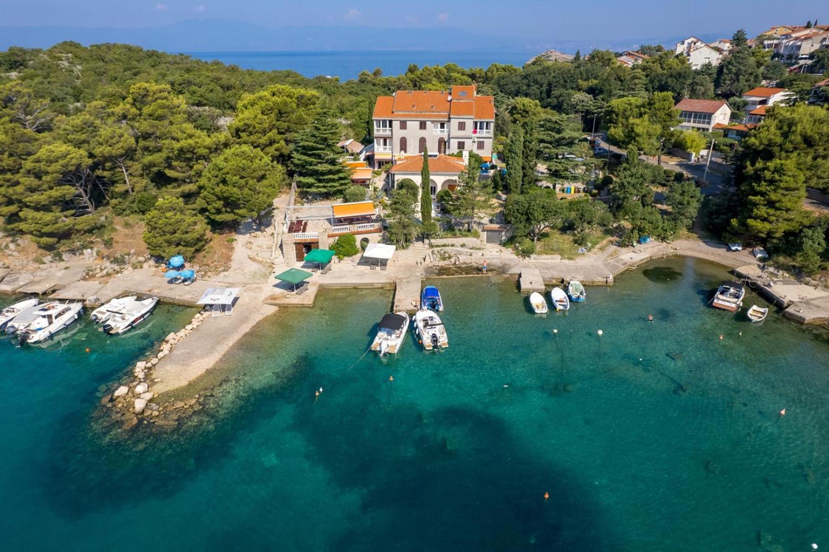 Apartments Jadranka Omišalj Eksteriør billede